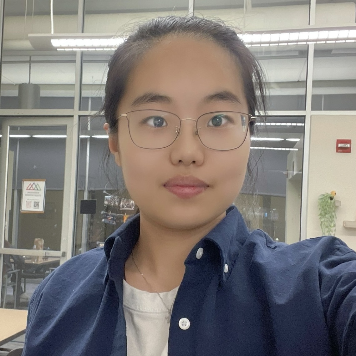 Photo of Phoebe Kuang