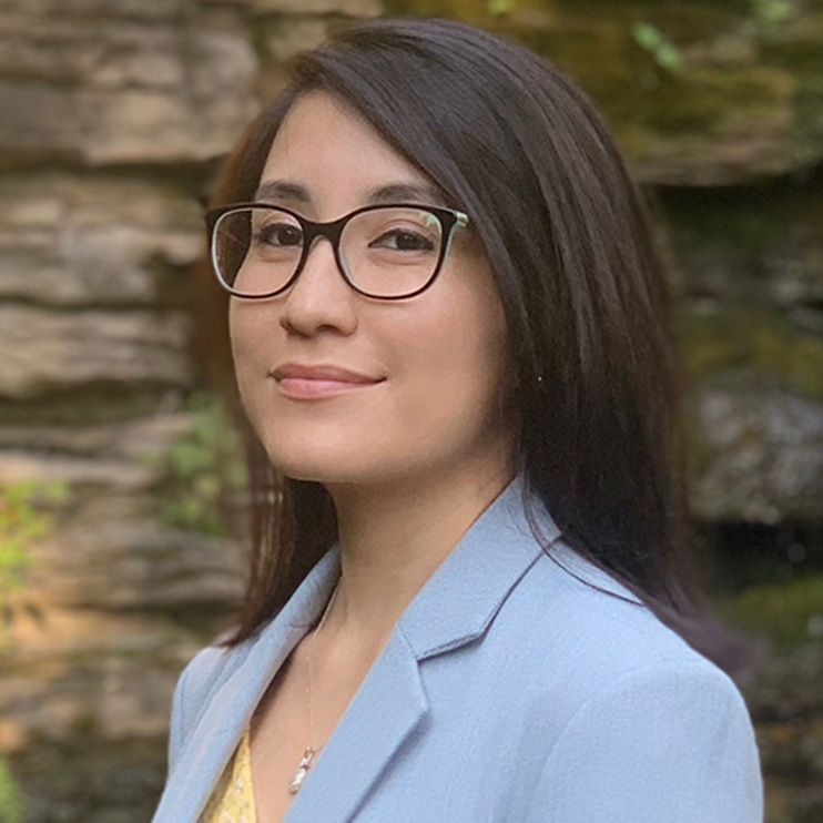 Headshot of Mara Ulloa