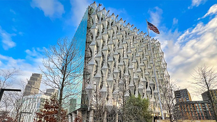 U.S. Embassy building in London