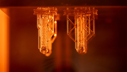 Close-up of the bioelectronic implant