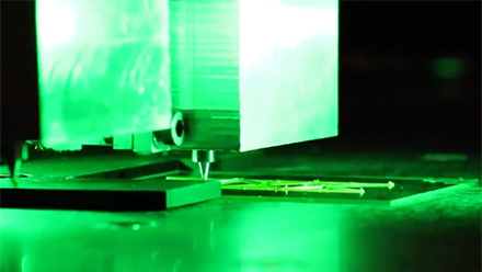 Illustration of the 3-d printing process used to fabricate designed materials