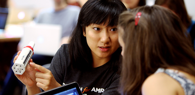 Founded at Northwestern, Design for America helps forward-thinking problem-solvers create social impact through design.