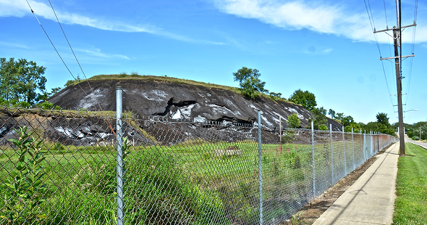A 750,000-ton slag pile looms over the town of DePue, Illinois. Credit: cleanupdepue.org