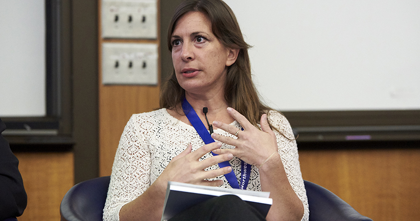 Brooke Binkowski shares her experience as a managing editor and fact checker at Snopes.