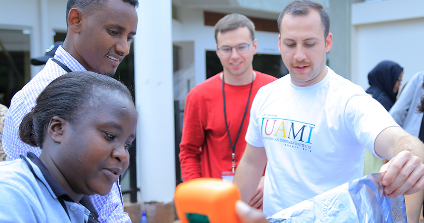 PhD student Matthias Agne and his team work on building a solar concentrator.