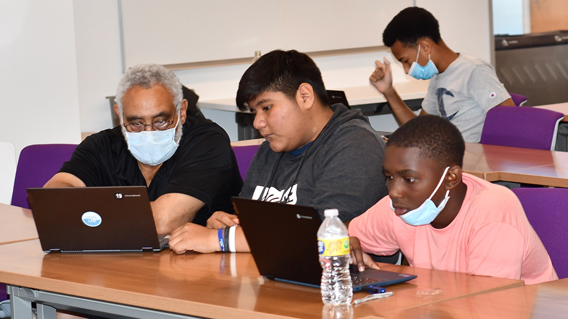Exploring STEAM at Northwestern CS Summer Camp News Northwestern