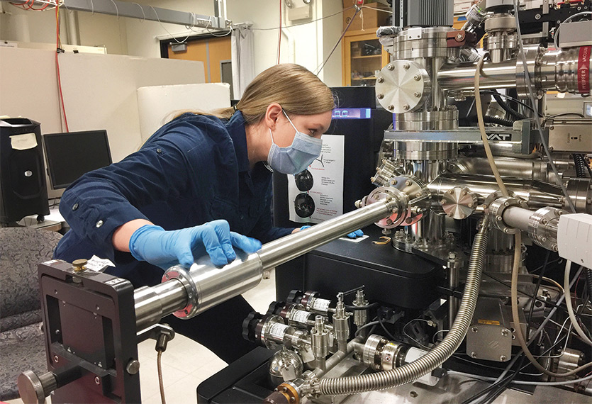 Jennika Greer operates the atom probe tomograph. (Photography by Dieter Isheim)