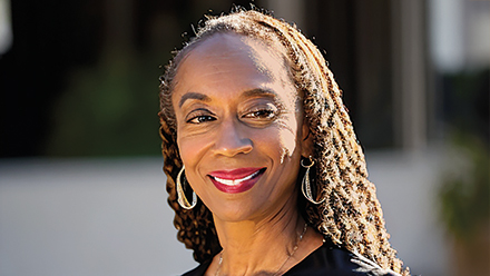 Headshot of Debra Evans