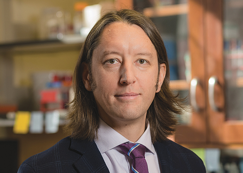 Headshot of Julius Lucks