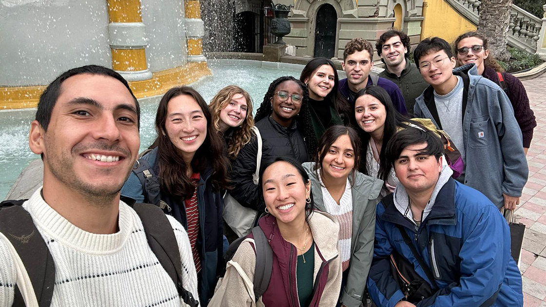 Global Engineering Treks Students in Chile