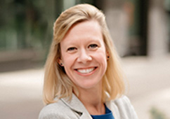 Headshot of Carolyn Sizemore