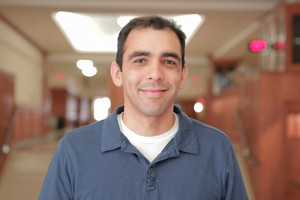 Dr. Gabriel Zayas-Cabán